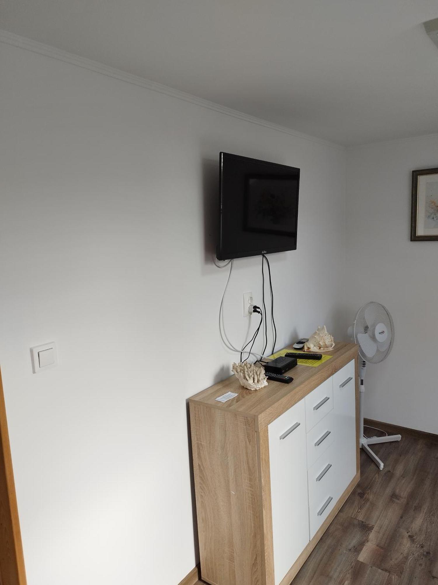 Margareta Etterem Es Vendeghaz Gasthaus Balatonberény Buitenkant foto